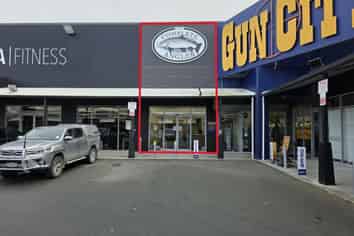 Prime Retail Space + Ample Car Parking