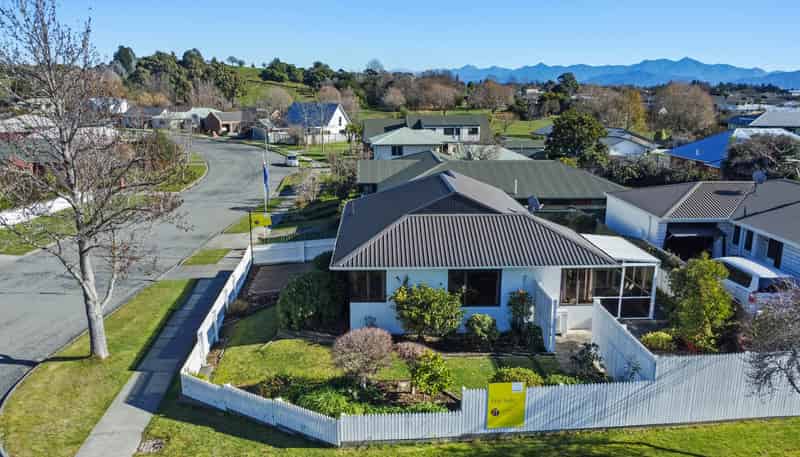12 Solway Drive, Witherlea