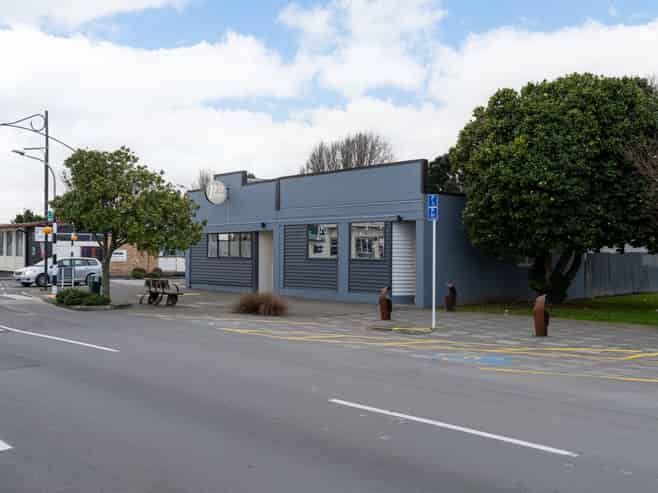 Healthcare investment with new lease