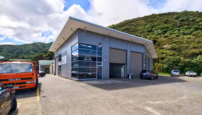Unit 9, 50 Gracefield Road, Gracefield