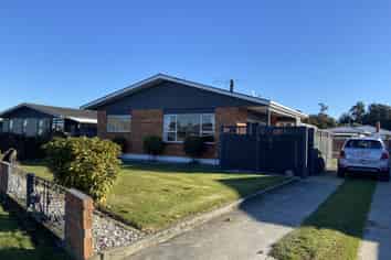 35 Waterford Drive, Winton