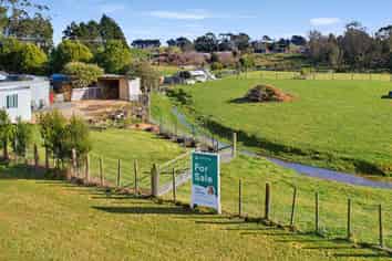 100 Stanly Street, Eketahuna