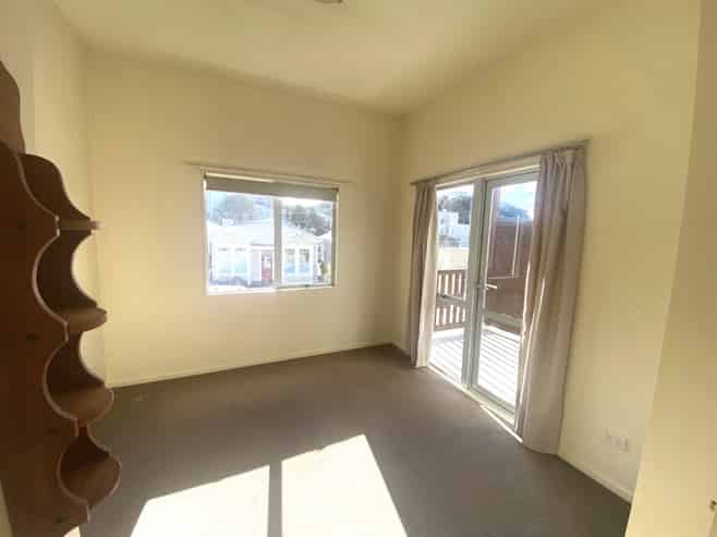 3/7 Henry Street, Kilbirnie