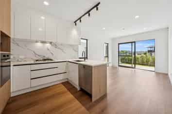 2C Rangitoto Terrace, Milford