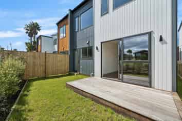 2C Rangitoto Terrace, Milford