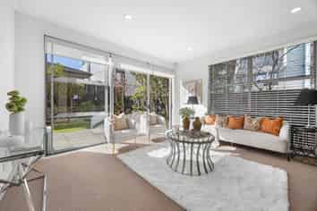 52 Brian Slater Way, Stonefields