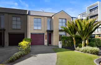 52 Brian Slater Way, Stonefields