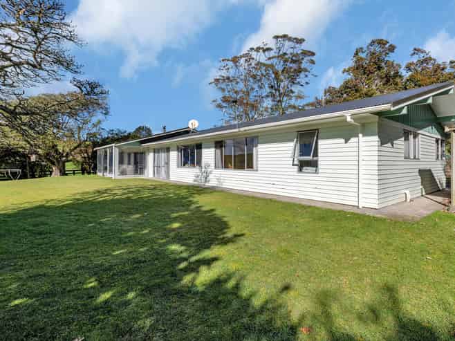 240 Otakairangi Road, Riponui