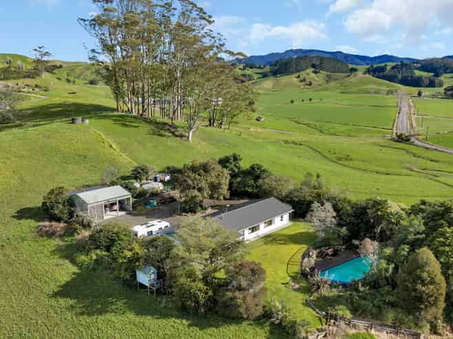 240 Otakairangi Road, Riponui