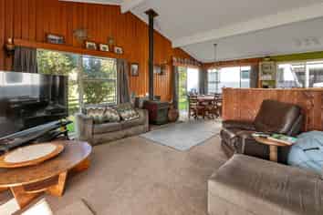 240 Otakairangi Road, Riponui