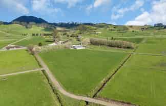 240 Otakairangi Road, Riponui
