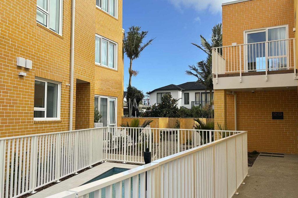 Brand New North-facing studio with Lots of Sun 1