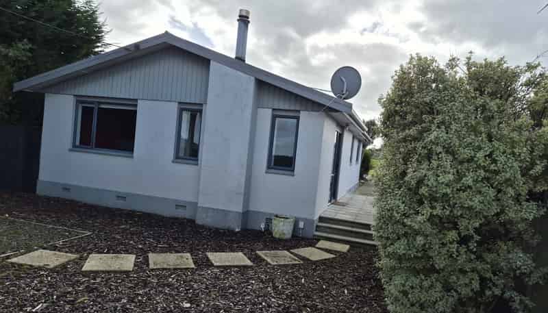 80 Watt Road, Otatara