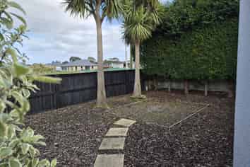 80 Watt Road, Otatara