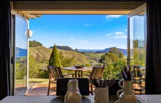 91 Hill View Drive, Acacia Bay