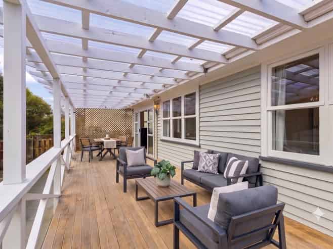 526 West Coast Road, Oratia