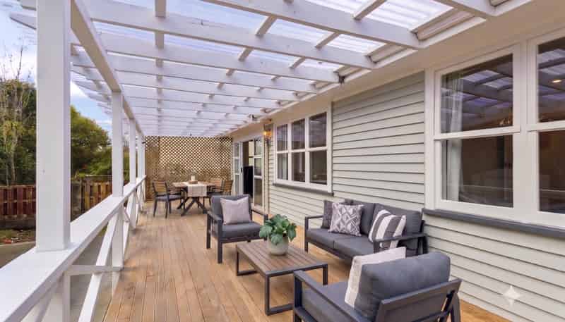 526 West Coast Road, Oratia