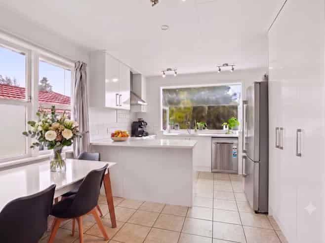 526 West Coast Road, Oratia