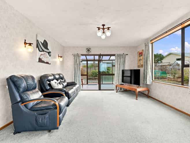 12 Dame Street, Waikouaiti