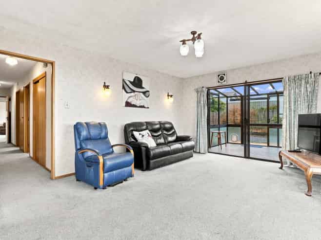 12 Dame Street, Waikouaiti