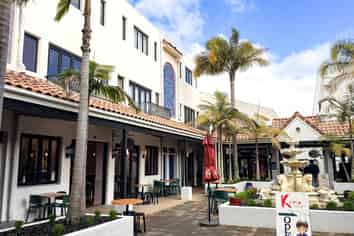 Dual-Income Investment in Casabella Lane