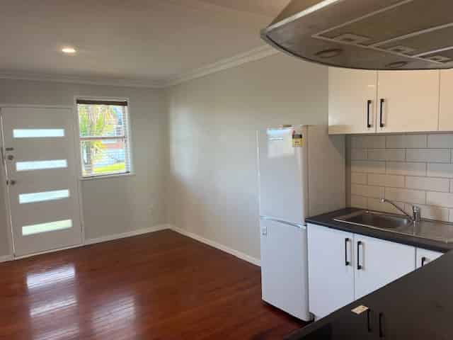4/2 Thatcher Street, Mission Bay