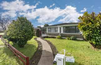17 Ross Street, Mosgiel