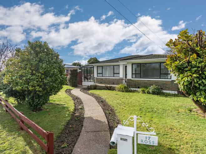 17 Ross Street, Mosgiel