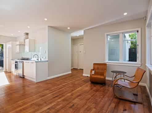 683 New North Road, Morningside