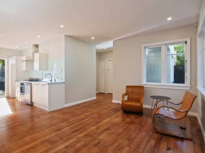 683 New North Road, Morningside