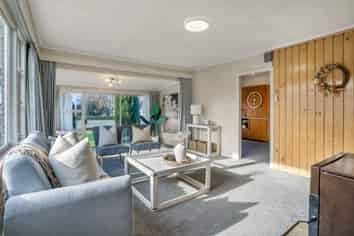 326 Great North Road, Winton