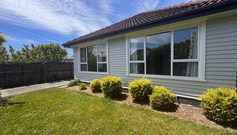 52 Mays Rd, Saint Albans