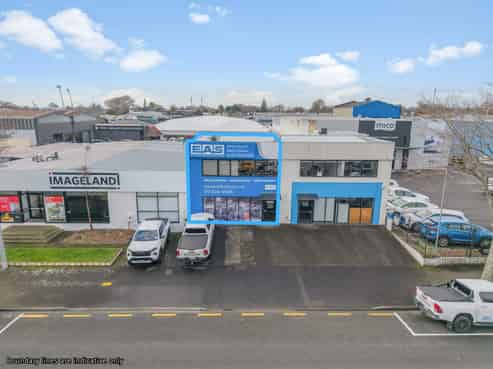 High Profile Lake Road Opportunity