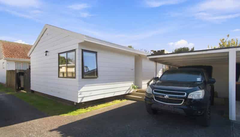 2/29 Cleek Road, Mangere East