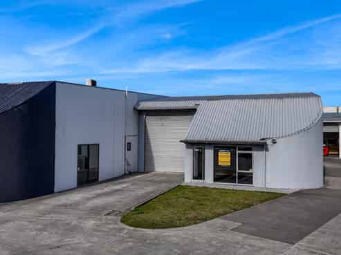 Solid Middleton industrial