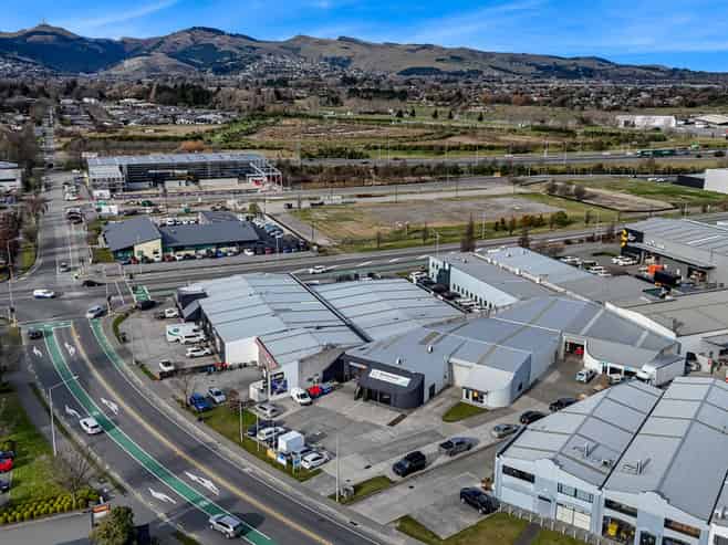 Solid Middleton industrial