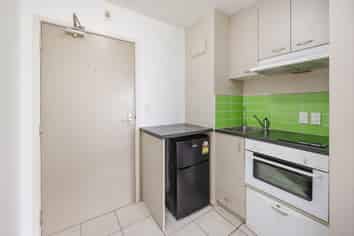 5k/10 Crown Lynn Place, New Lynn