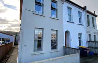 12 Howe Street , North Dunedin