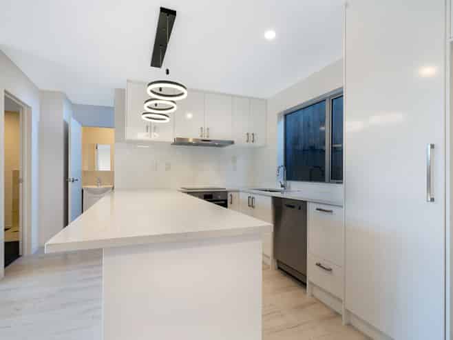 4035C Great North Road, Glen Eden