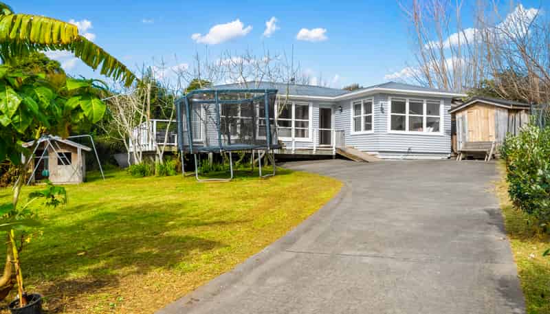 5B Waipouri Road, Mangere
