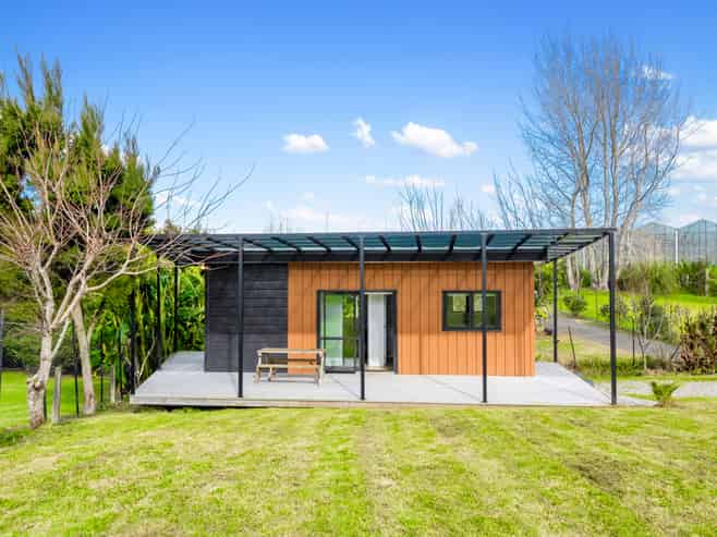 5A & 5B Waipouri Road, Mangere