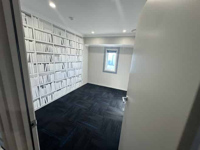 High Spec Commercial Unit 