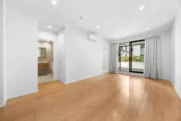LG08/9 Madeira Lane, Grafton