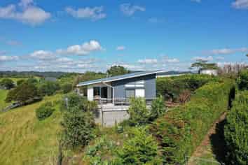 56 Walu Lane, Matapouri