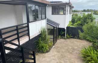 2a Lake Crescent, Hamilton Lake