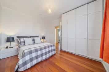 45 York Street, Moera