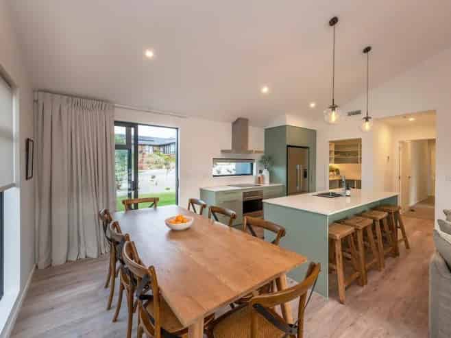 33 Farrant Drive, Wanaka