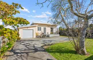 686 Te Atatu Road, Te Atatu Peninsula