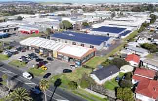 Prime High-Traffic Trade Retail Unit