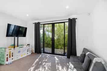 70E Olliviers Road, Phillipstown